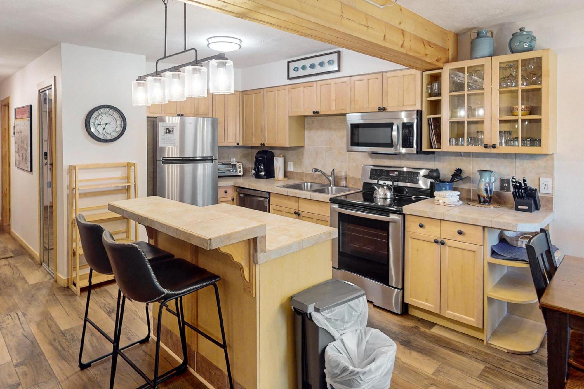 Ajs Outpost - Ski-In Condo - Fireplace & Hot Tub Breckenridge Bagian luar foto